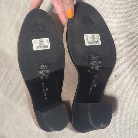 Lightly worn booties - Picture 3 of 4